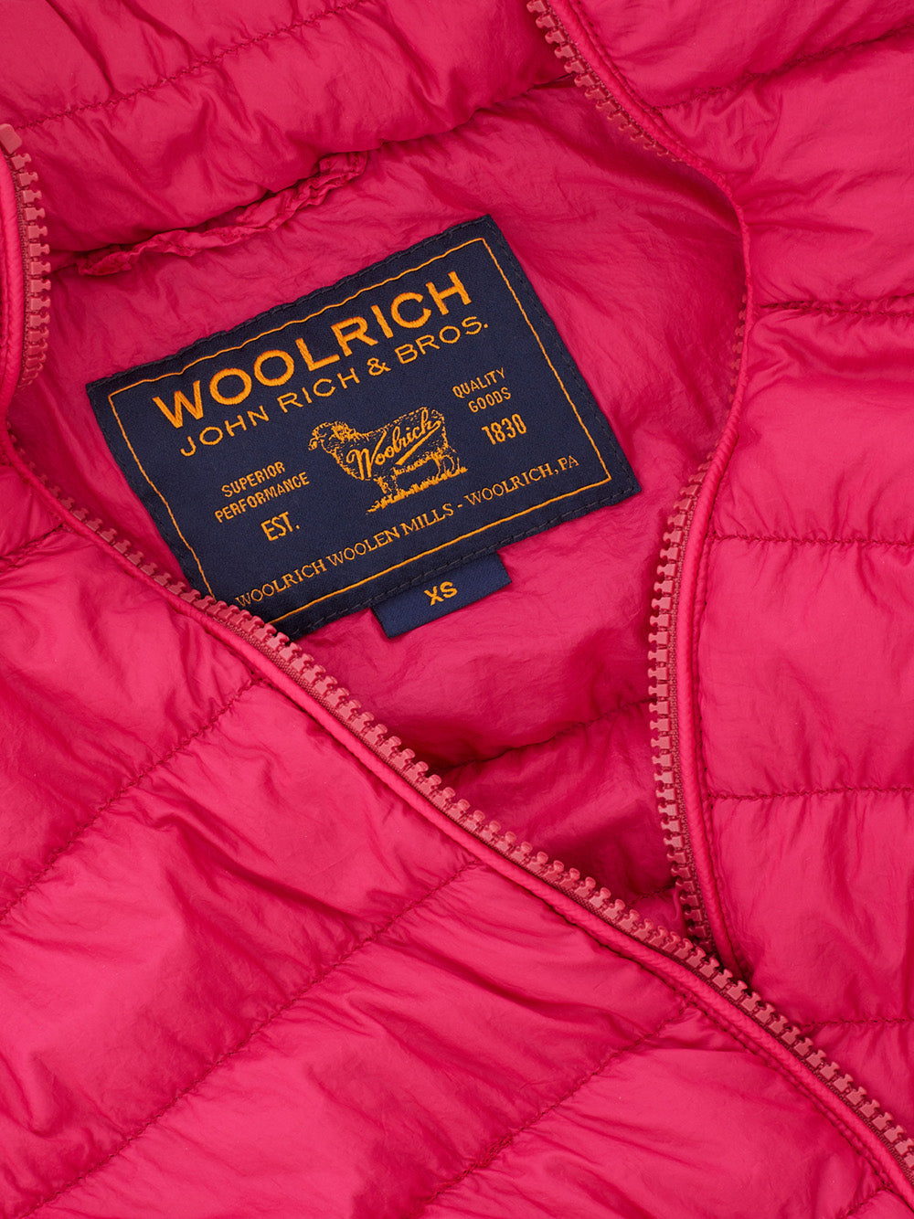 Woolrich Elegant Fuchsia Bomber Jacket - Trendy Women's Outerwear - DEA STILOSA MILANO