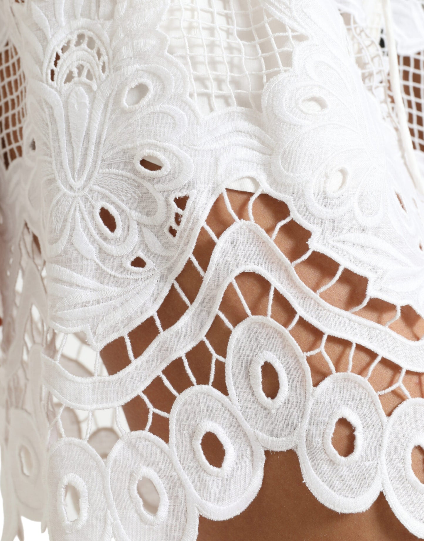 Dolce & Gabbana White Cotton Cutout High Waist Bermuda Shorts - DEA STILOSA MILANO
