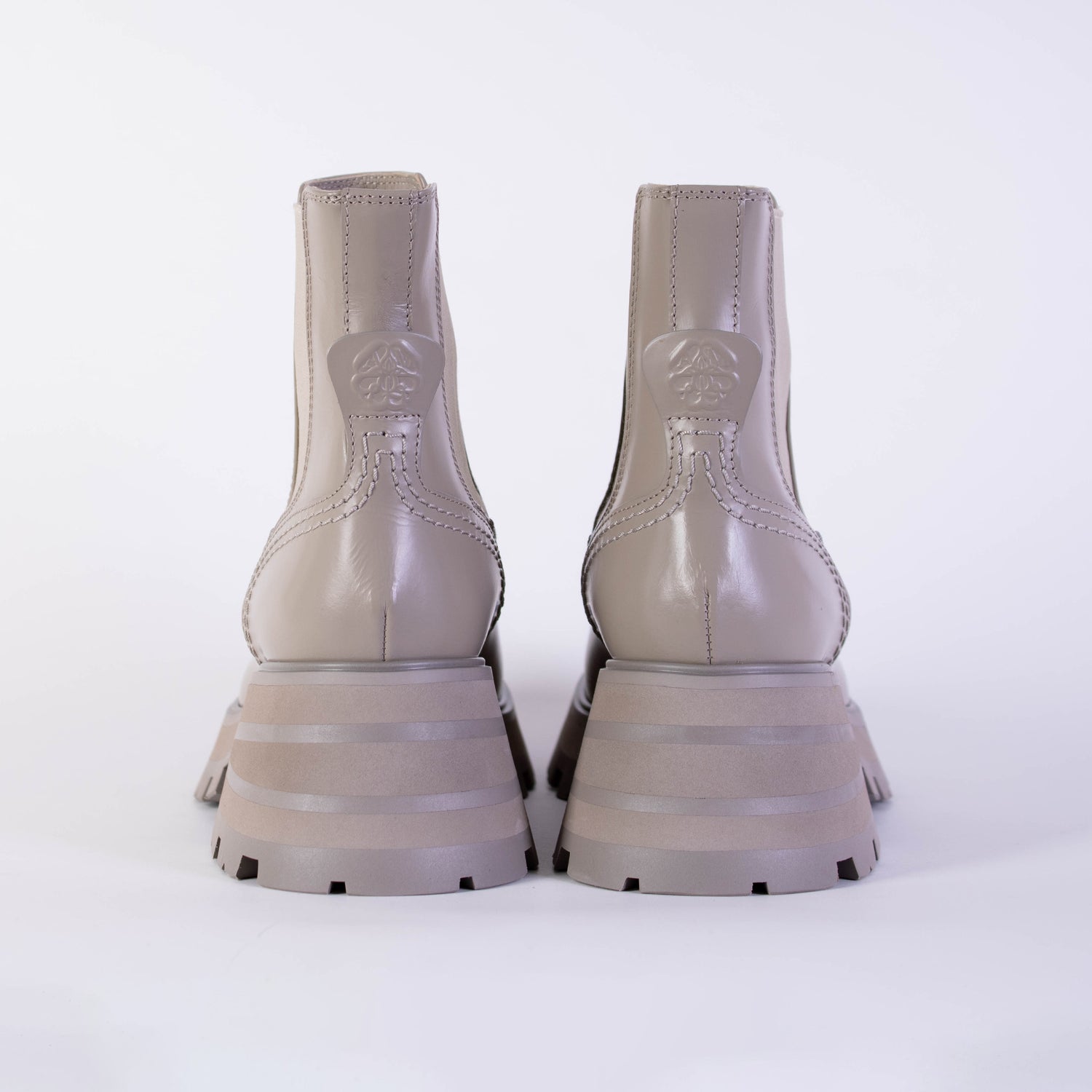 Alexander McQueen Grey Leather Chelsea Boots - DEA STILOSA MILANO